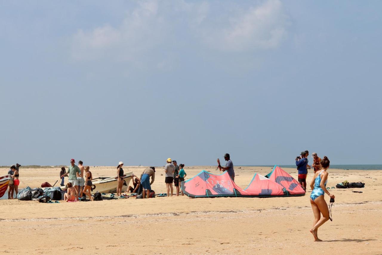 The Rascals Kite Resort Kalpitiya Ngoại thất bức ảnh